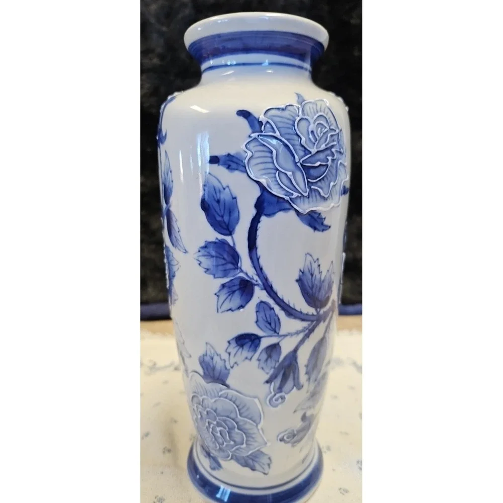 Blue and White Vase with Roses, Roses are outlined in the pottery so they show